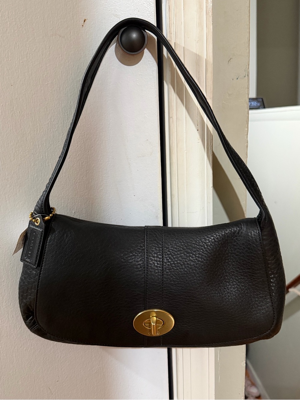 Authentic Coach Ergo Pebbled Leather Flap Shoulder Bag (Style #11614 dust bag in - Picture 2 of 16